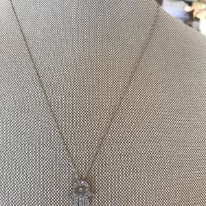 Roberto Coin Hamsa Necklace 18K sells for $1040